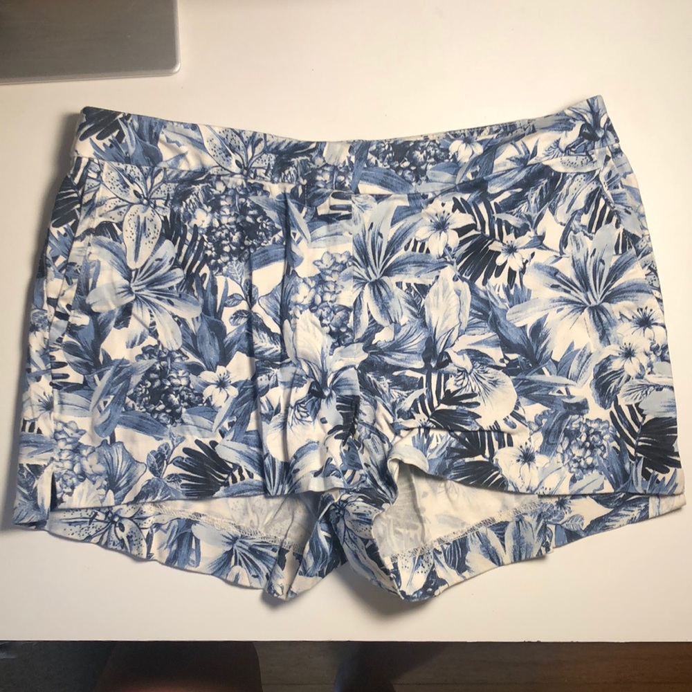 H&M Blue Print Floral Shorts